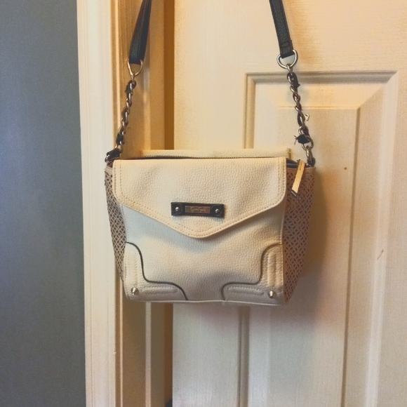 Jessica Simpson small purse - Picture 1 of 7
